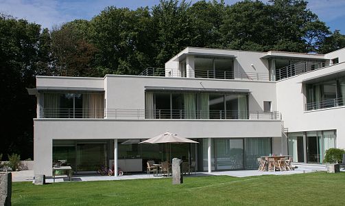 Villa - UCA