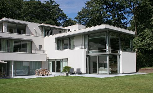 Villa - UCA